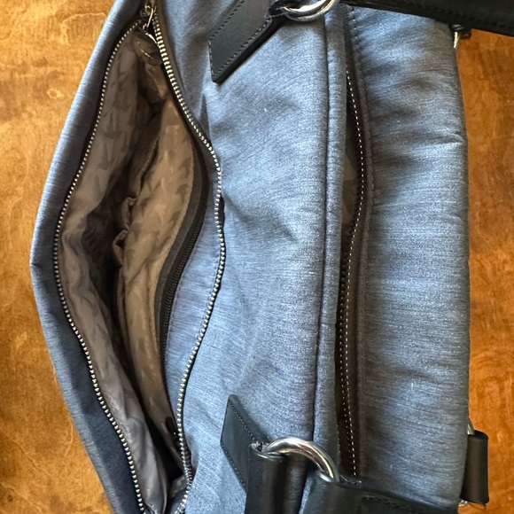 Lo & Sons OMG Tote Bag - Picture 7 of 7